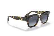 Ray-Ban Ray-Ban State Street RB 2186 - 133286 | B&M Optikal